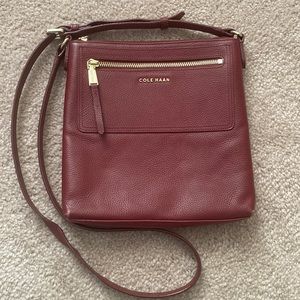 Cole Haan Leather Crossbody bag
